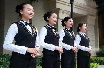 這樣的物業(yè)客服,我服了!